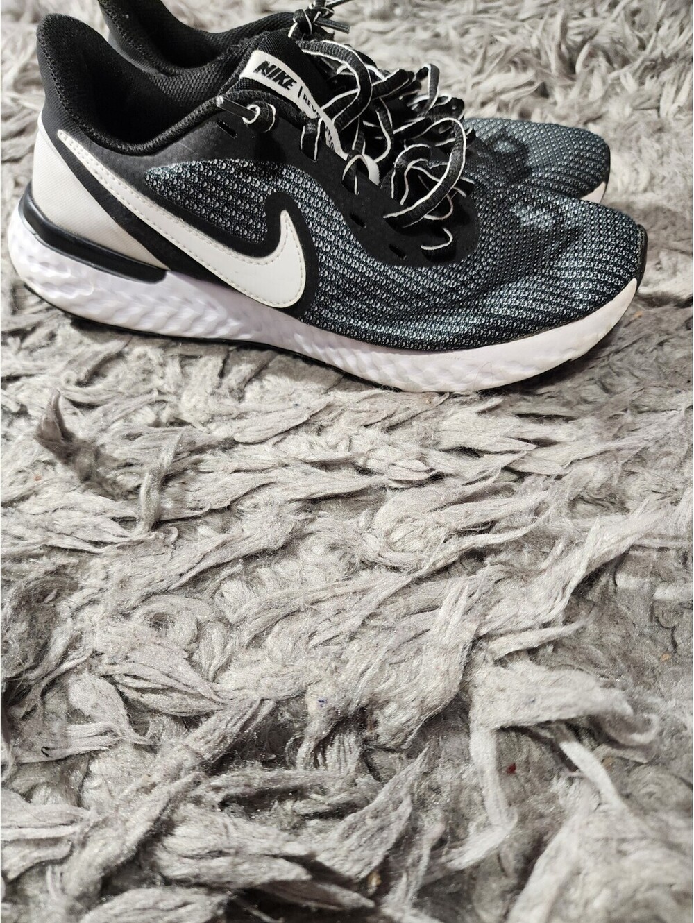 Size 8.5 - Nike Revolution 5 EXT Black White W